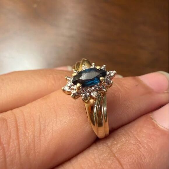 Jewelry - 14k Solid Gold Natural Sapphire and Diamond Ring